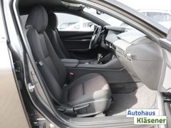 Mazda 3 e-Skyactiv 2.0