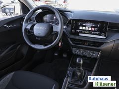 Skoda Fabia Essence 1.0