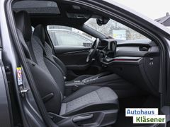 Skoda Octavia Combi110KWDSG HUD