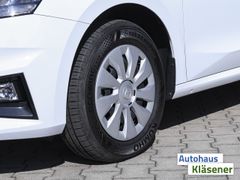 Skoda Fabia Essence 1.0