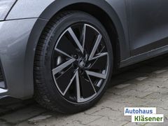 Skoda Octavia Combi110KWDSG HUD