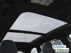 Skoda Octavia Combi110KWDSG HUD